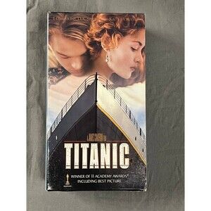 Titanic VHS Tapes Leonardo DiCaprio, Kate Winslet - VHS Video Set of 2 1997